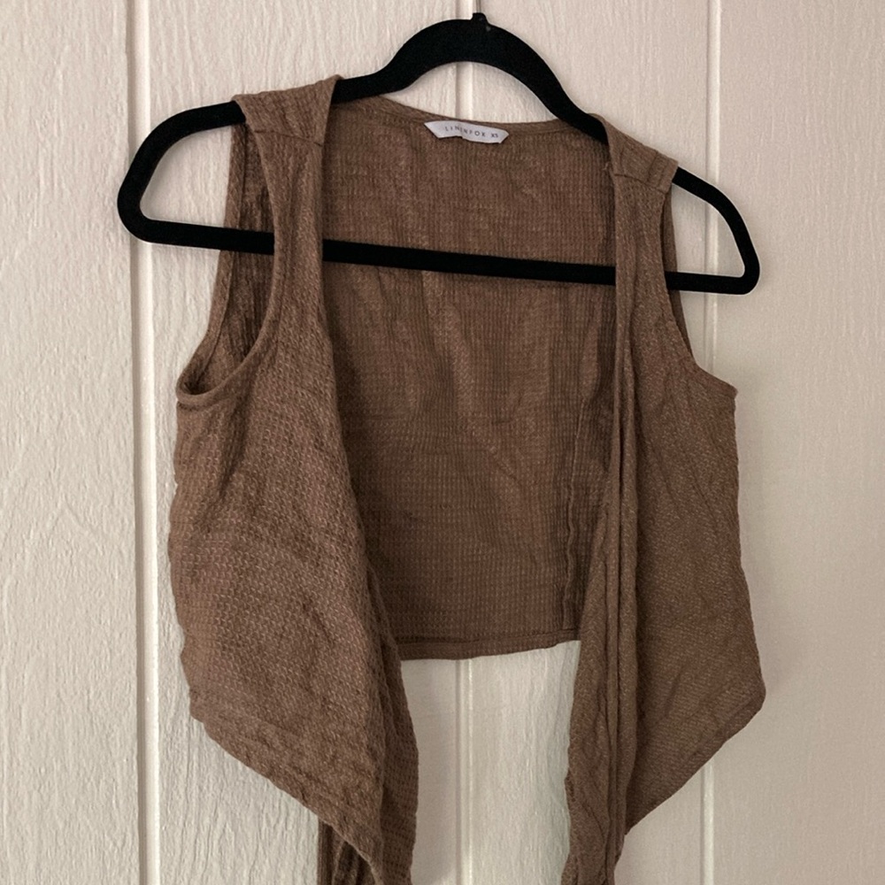 Linenfox Soja Sleeveless Tank Top